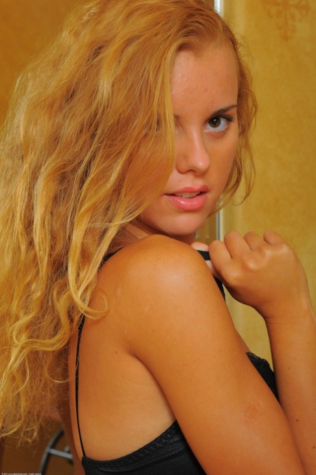 Jessie Rogers modelka pěkná obr